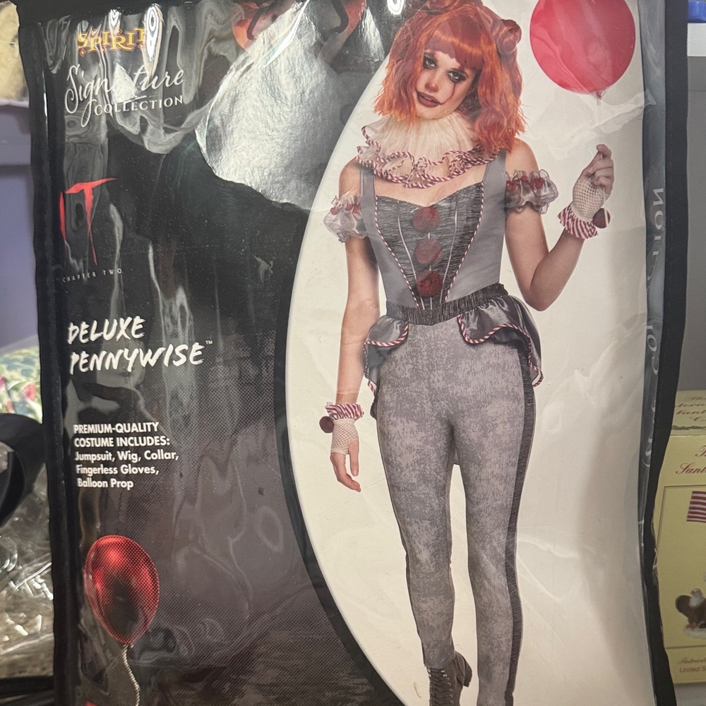 Deluxe Pennywise Costume Signature Collection